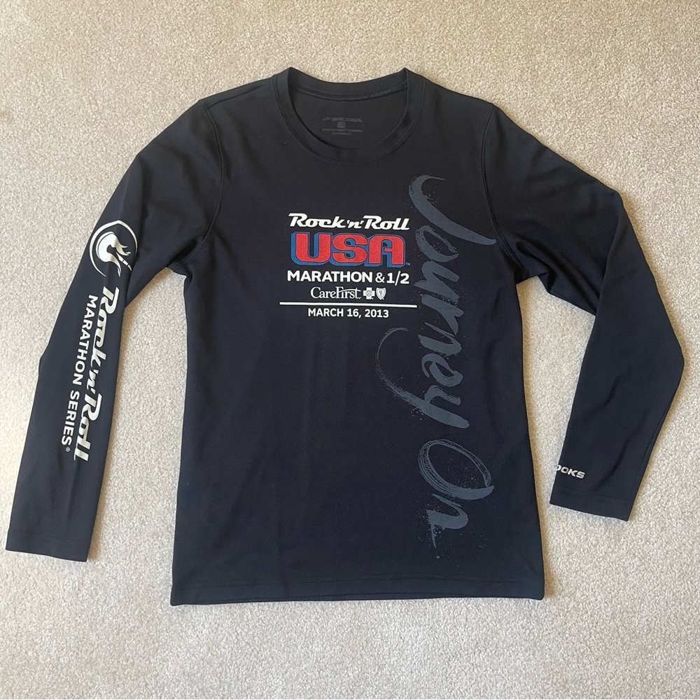 Brooks Women’s Running Shirt long sleeve - size small